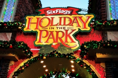 Holiday In The Park – Six Flags Over Georgia